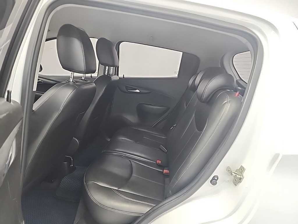 Chevrolet Spark - Vista 12