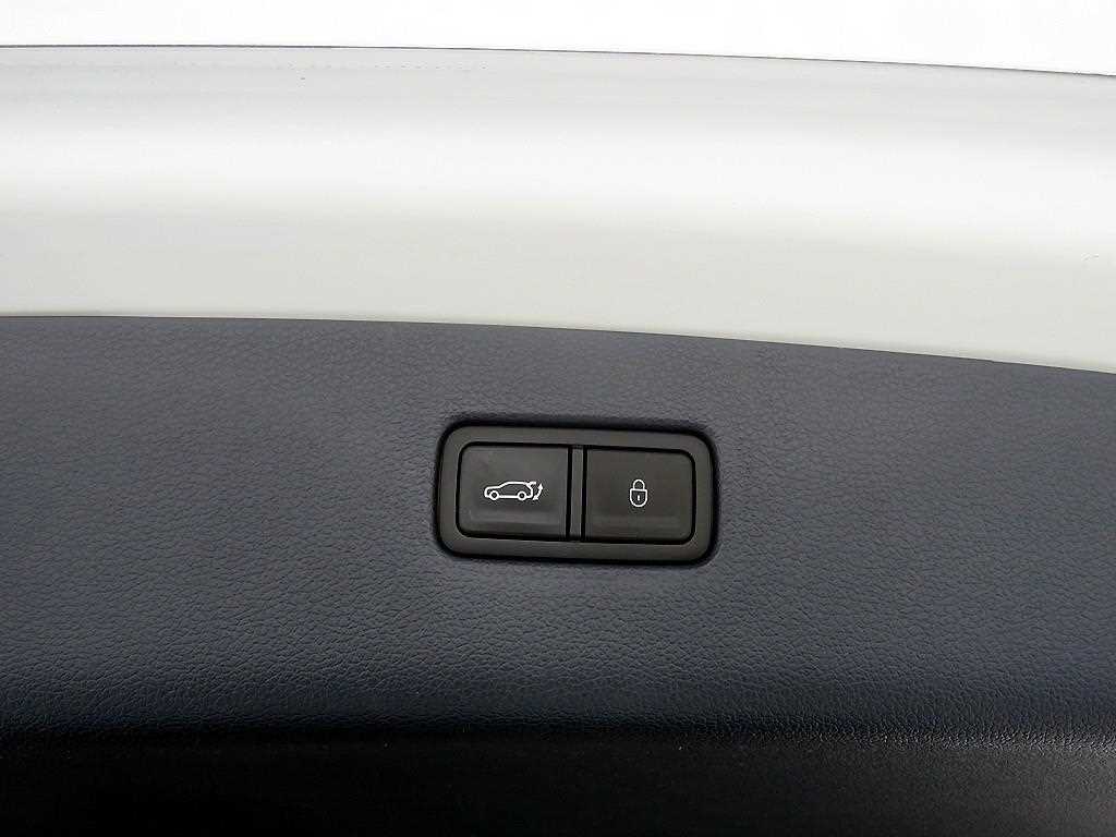 Genesis GV80 - Vista 6