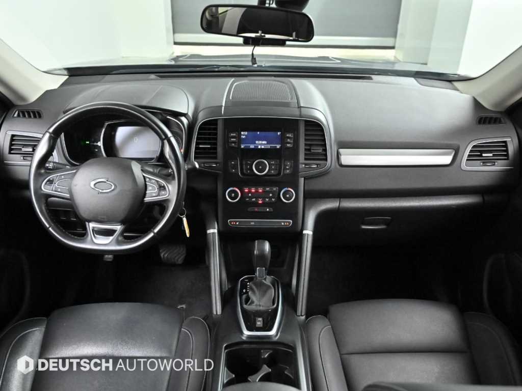 SAMSUNG QM6 - Vista 8