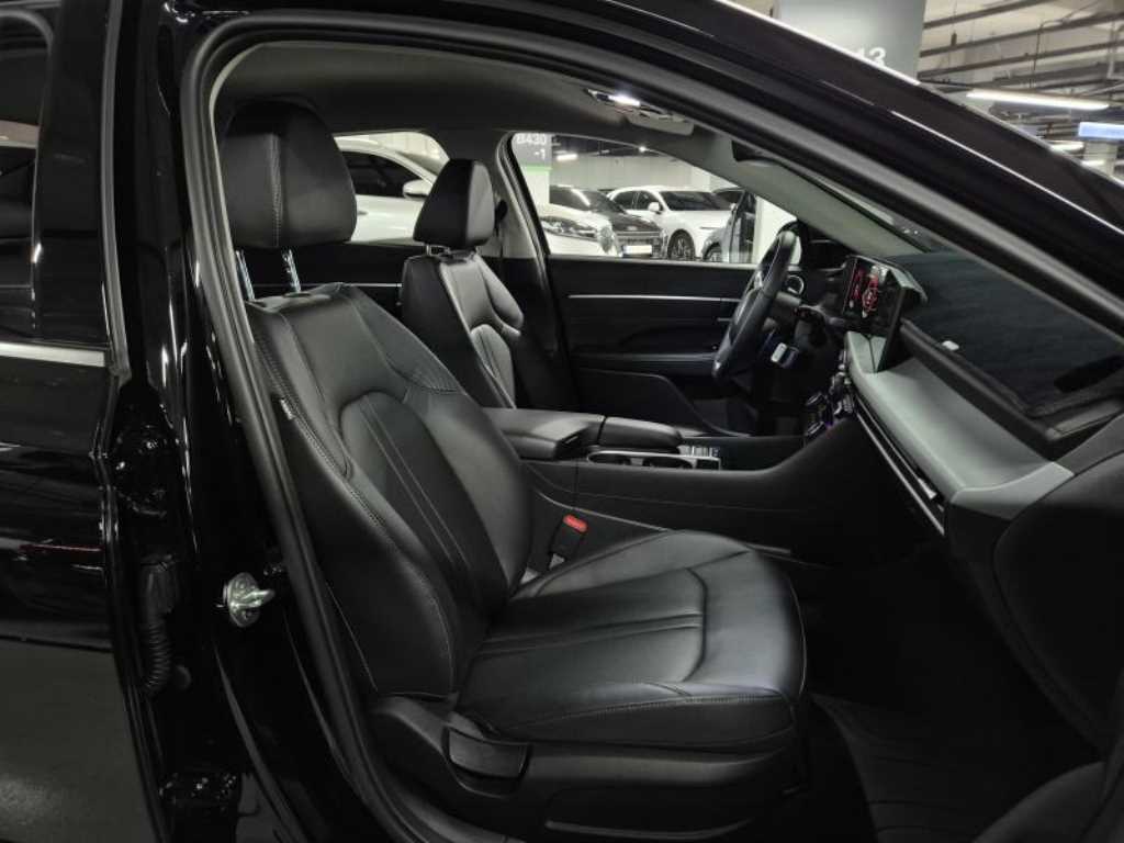 HYUNDAI Sonata - Vista 10