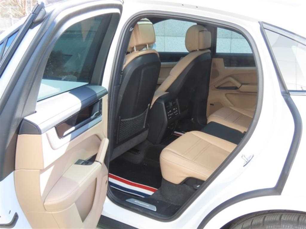 Porsche Cayenne 2024 Blanco - Importación desde Corea - HF Imports Iquique - Foto 13