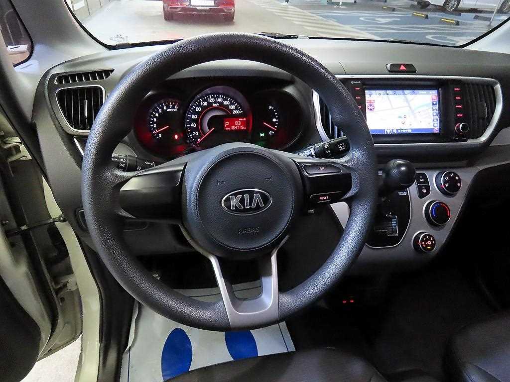 KIA Ray - Vista 8