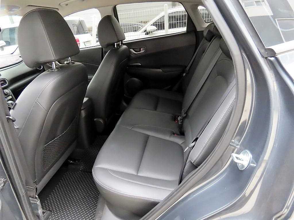 HYUNDAI Kona - Vista 6