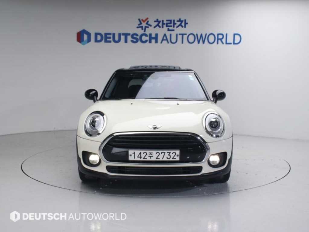 Mini Clubman - Vista 3