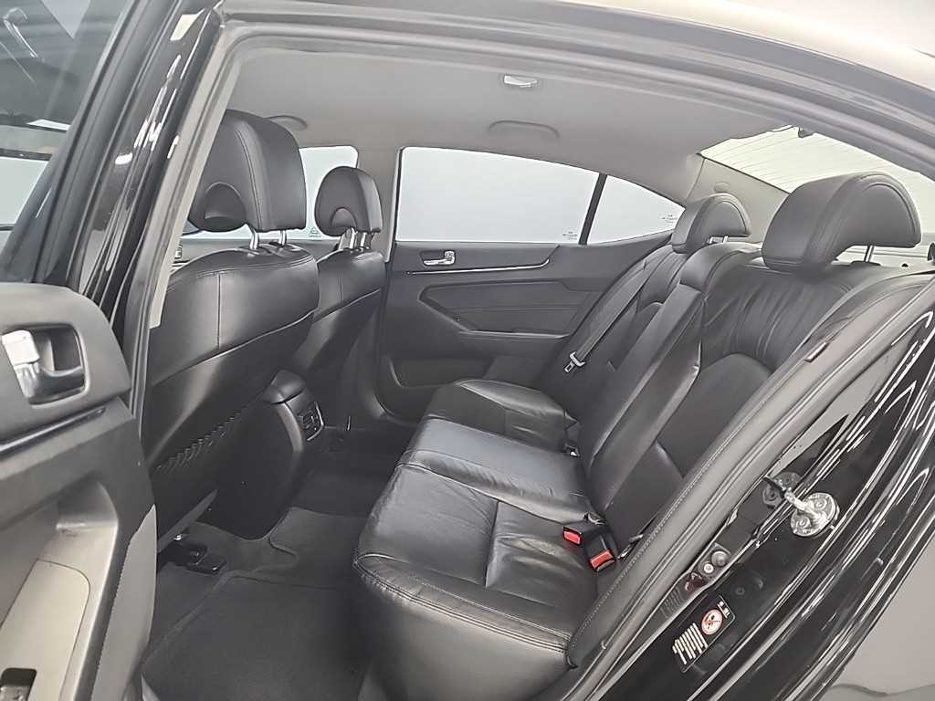 KIA K7 - Vista 12