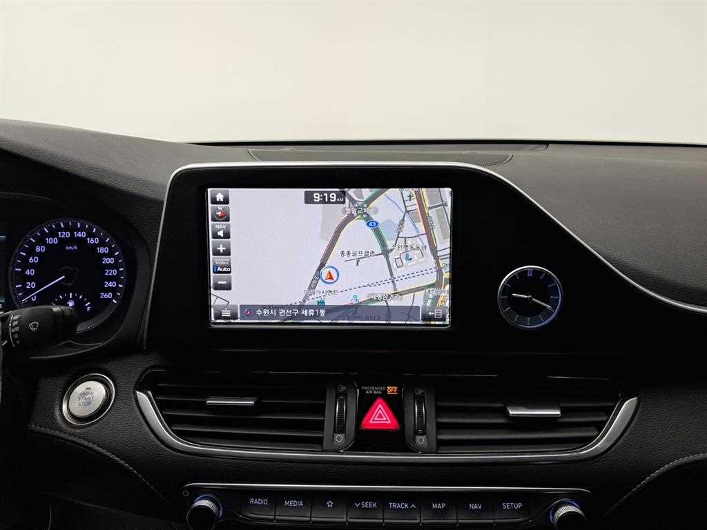 HYUNDAI Grandeur - Vista 9