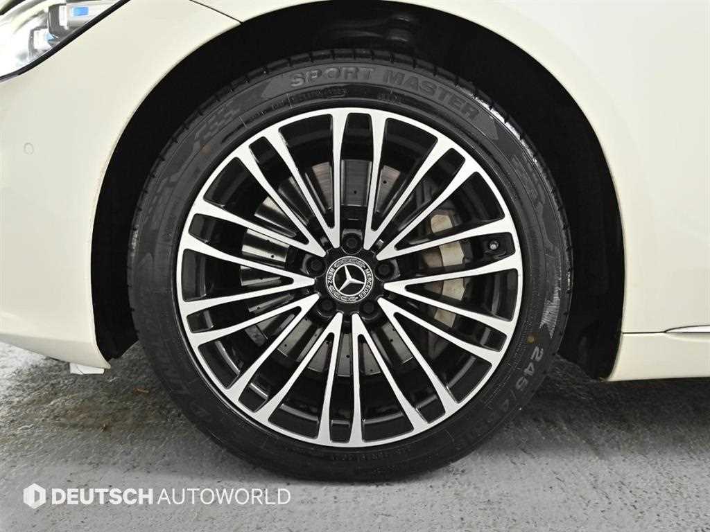 Mercedes Benz S Class - Vista 5