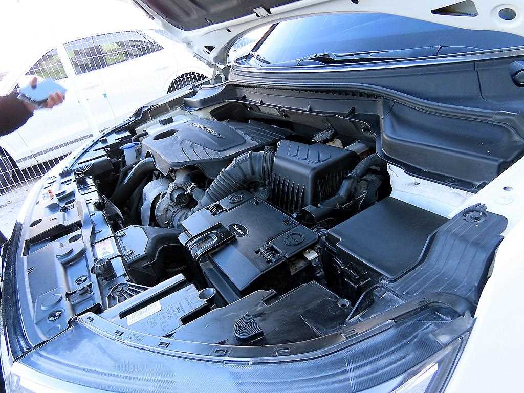 Ssangyong Tivoli 2021 Blanco - Importación desde Corea - HF Imports Iquique - Foto 19