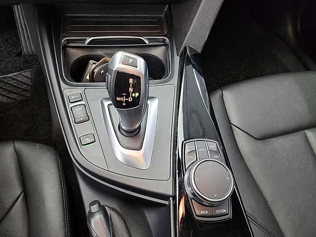 BMW 3 series - Vista 8