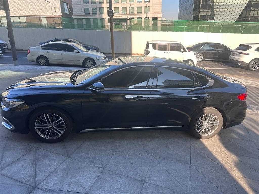 HYUNDAI Grandeur - Vista 5