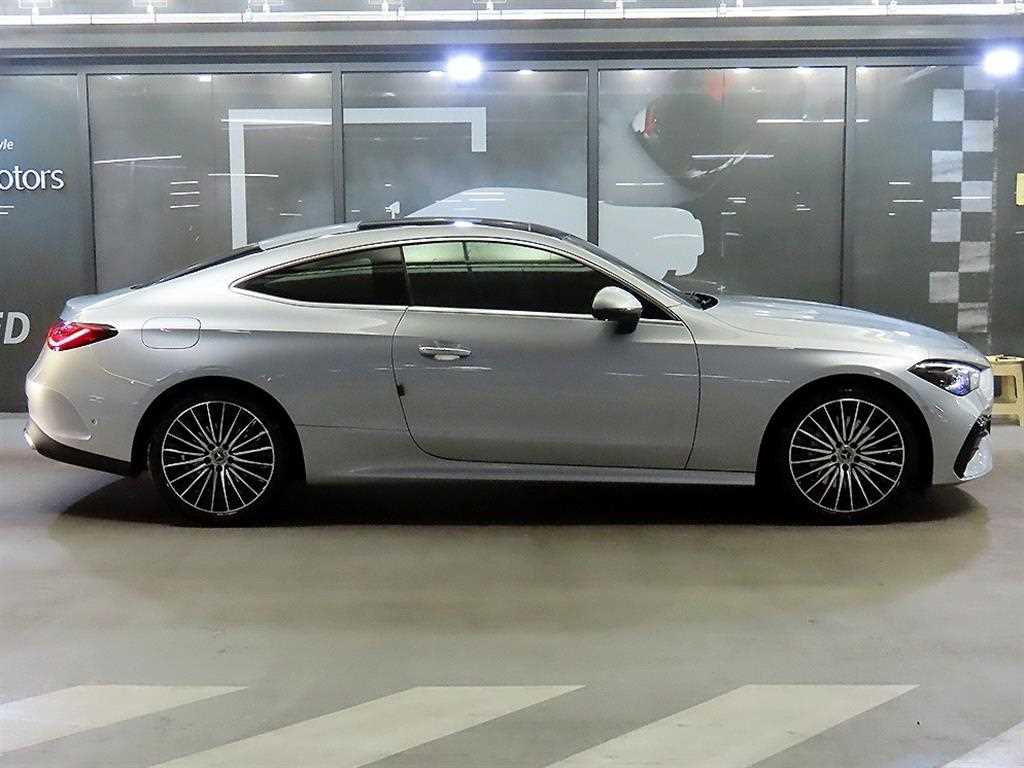 Mercedes Benz CLE Class - Vista 3