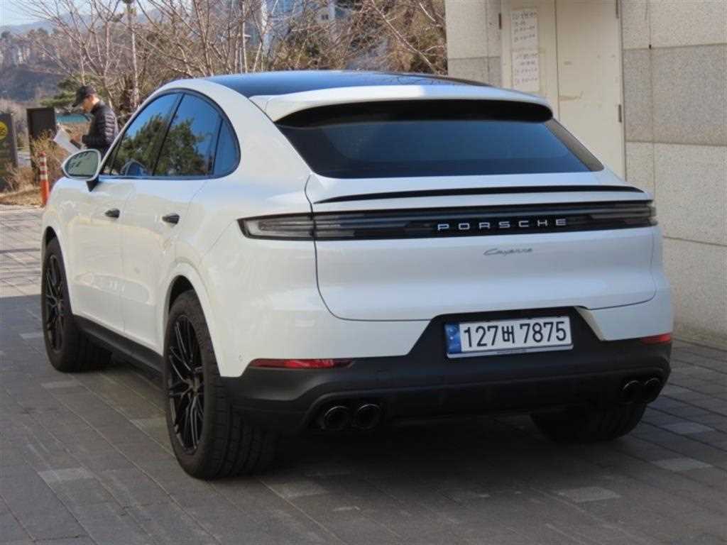 Porsche Cayenne - Vista 4