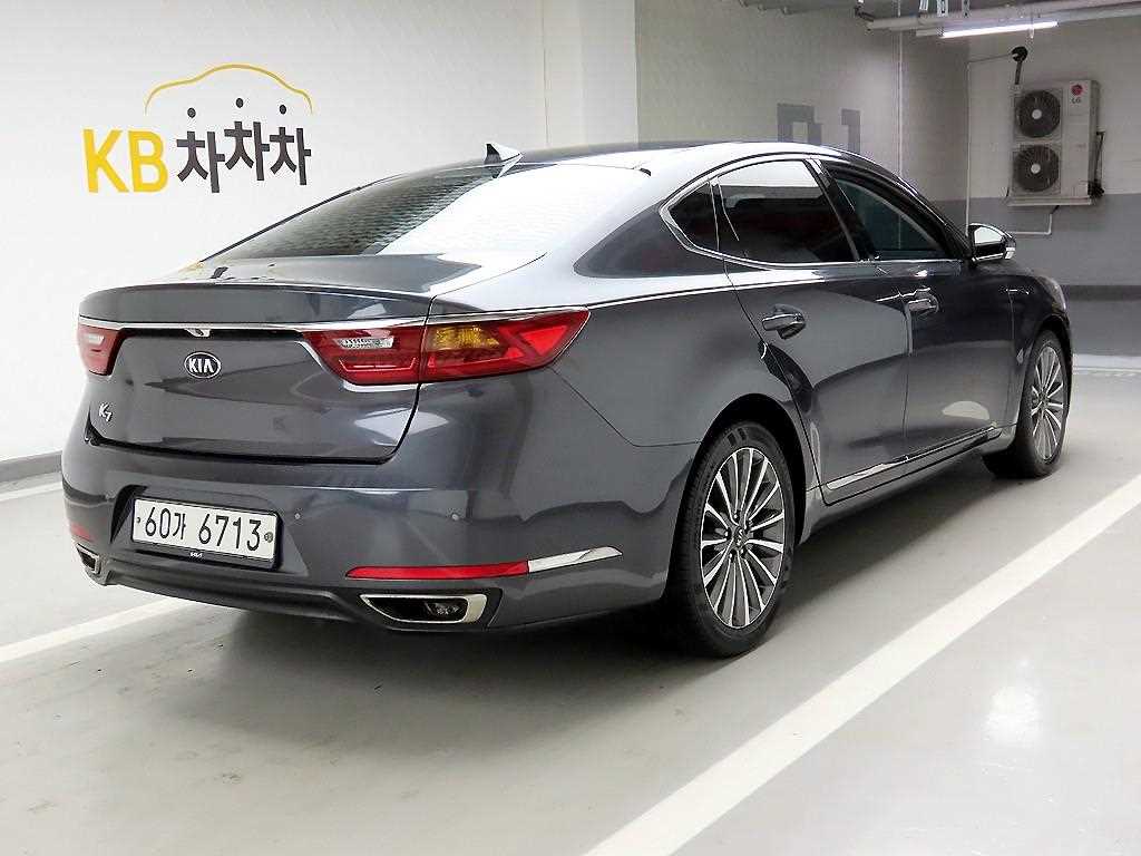 KIA K7 - Vista 4