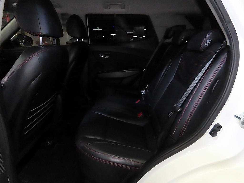 Ssangyong Tivoli - Vista 7