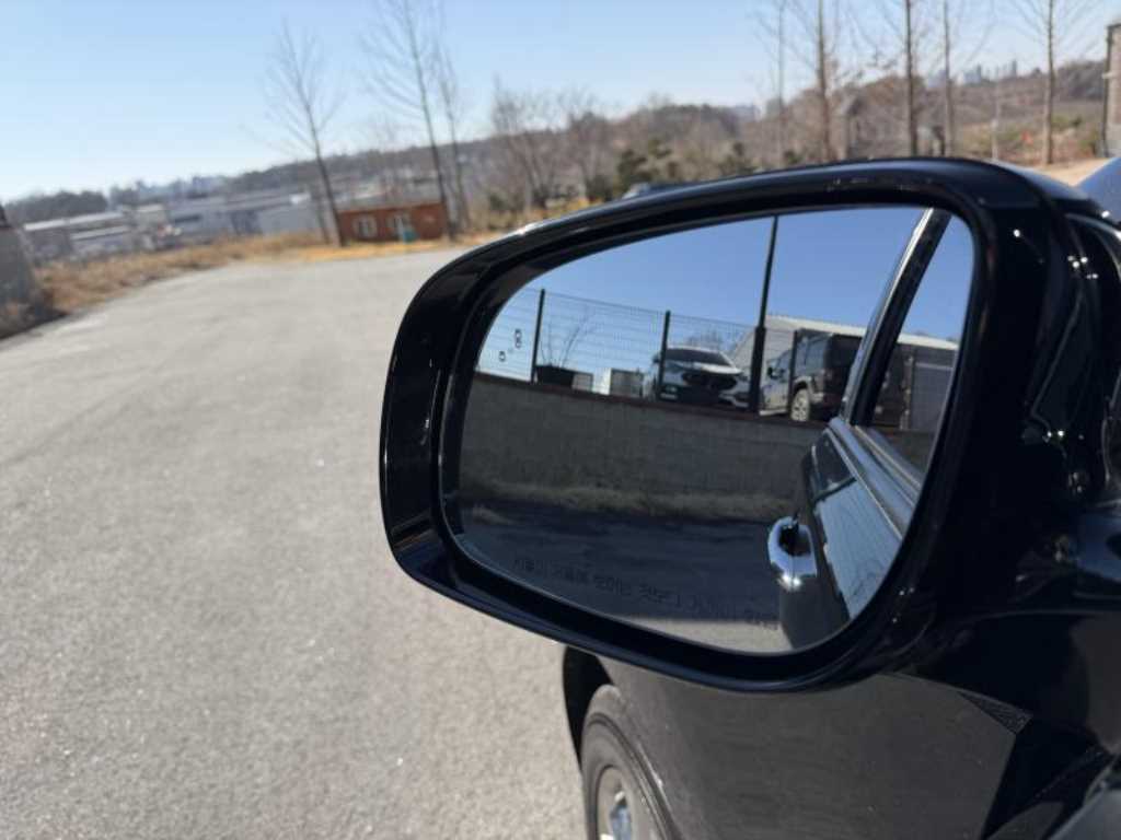 KIA Carnival - Vista 10