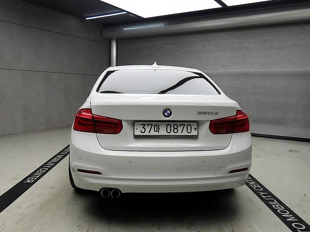 BMW 3 series - Vista 3