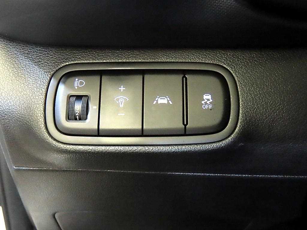 HYUNDAI Venue 2020 Blanco - Importación desde Corea - HF Imports Iquique - Foto 14