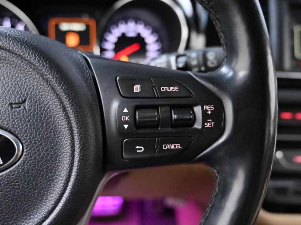 KIA Carnival 2016 Negro - Importación desde Corea - HF Imports Iquique - Foto 18