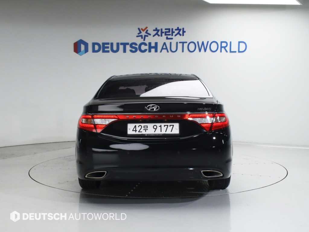 HYUNDAI Grandeur - Vista 4