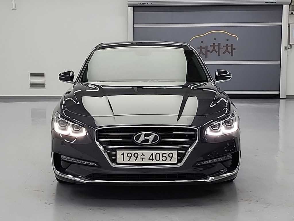 HYUNDAI Grandeur - Vista 2