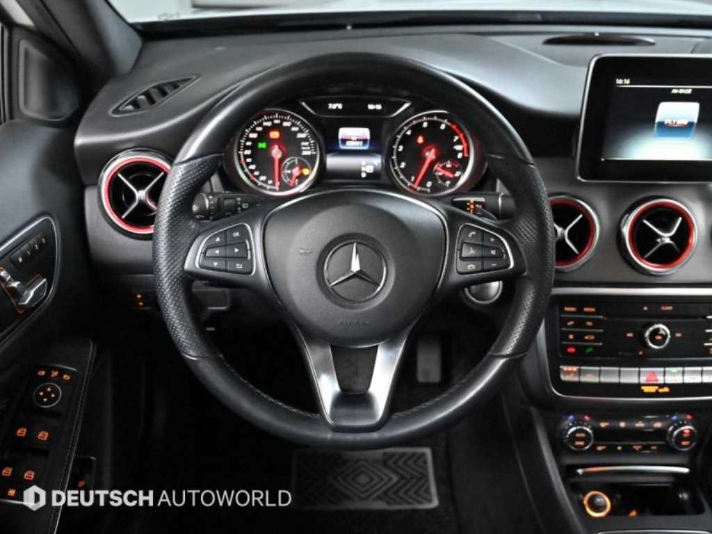 Mercedes Benz GLA Class 2019 Blanco - Importación desde Corea - HF Imports Iquique - Foto 13