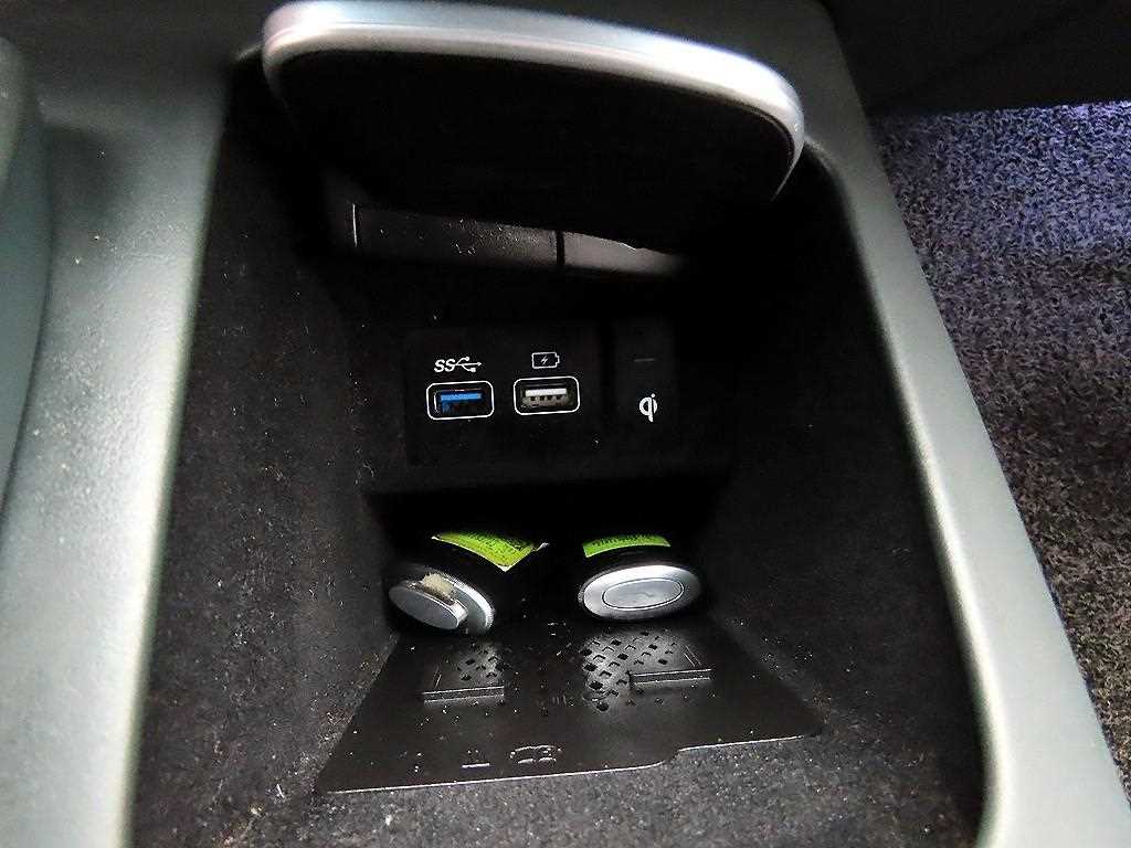 Genesis GV70 2021 Verde - Importación desde Corea - HF Imports Iquique - Foto 14