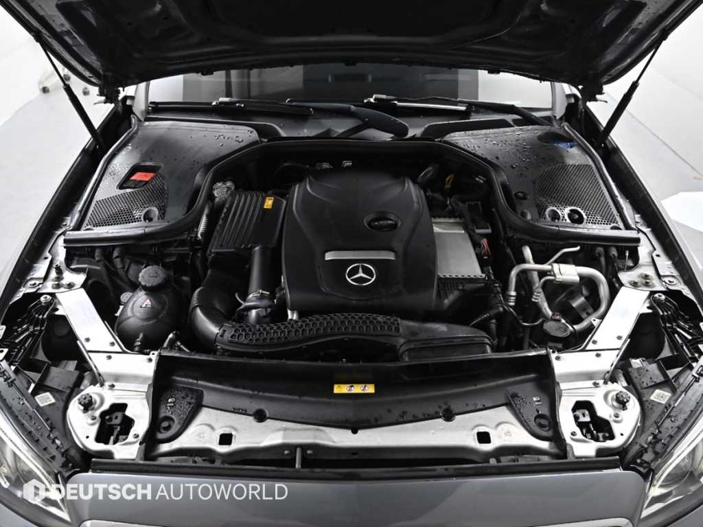 Mercedes Benz E class - Vista 7