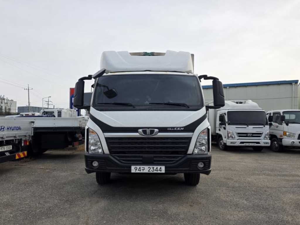 medium and large cargo truck - Vista 2