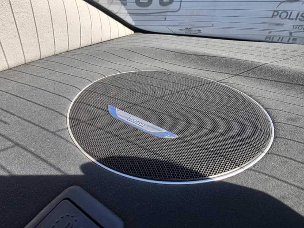 HYUNDAI Equus - Vista 8