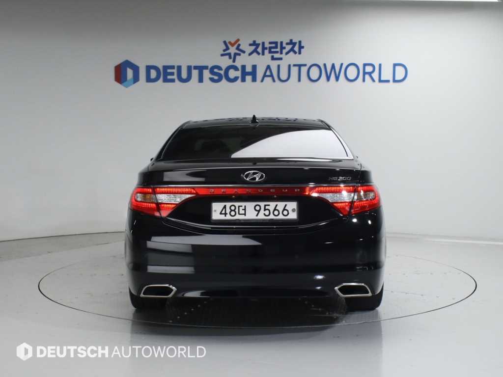 HYUNDAI Grandeur - Vista 4