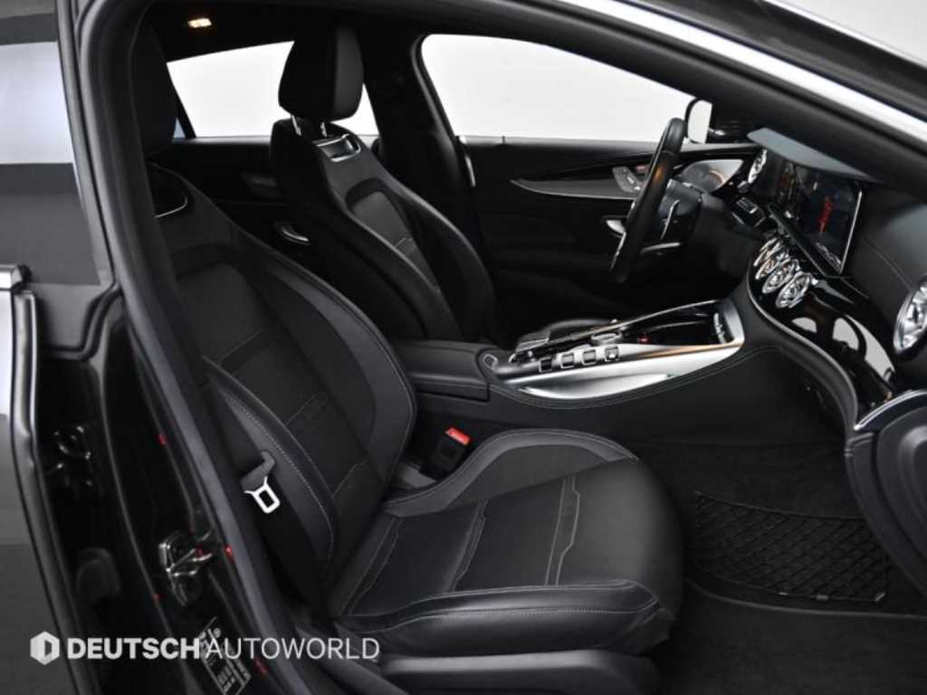 Mercedes Benz AMG GT - Vista 10