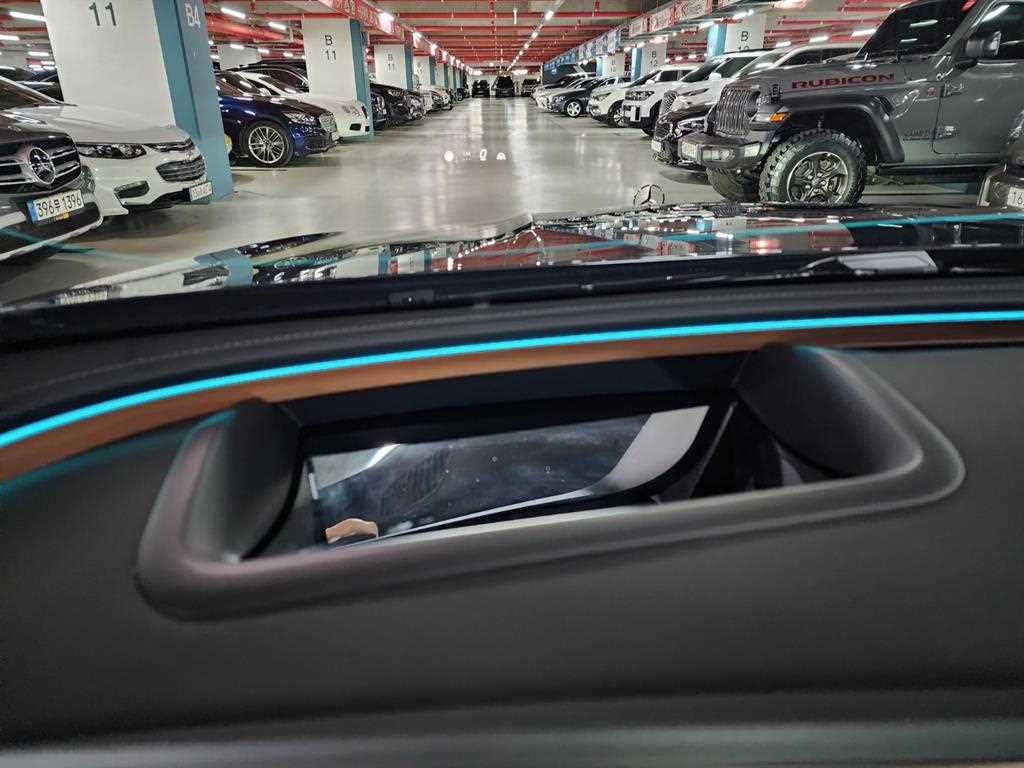 Mercedes Benz E class - Vista 9