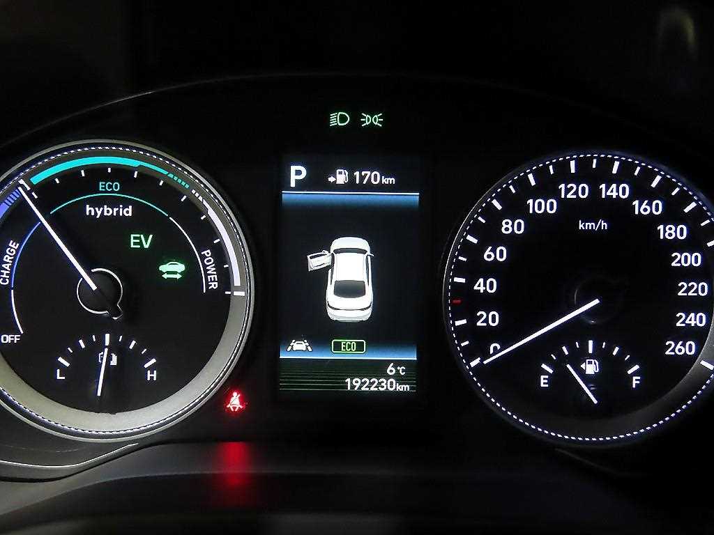 HYUNDAI Grandeur - Vista 9