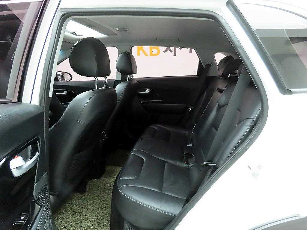 KIA Niro 2017 Blanco - Importación desde Corea - HF Imports Iquique - Foto 14