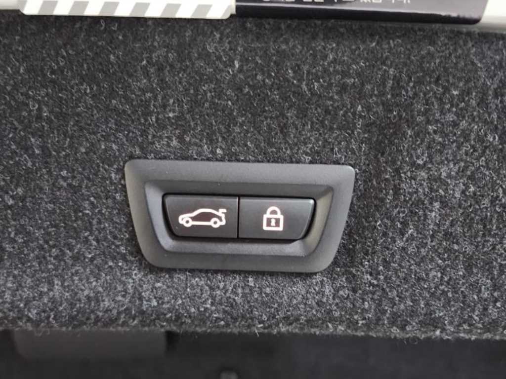 BMW 3 series 2021 Blanco - Importación desde Corea - HF Imports Iquique - Foto 17