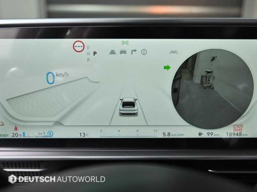 HYUNDAI Ioniq 6 - Vista 8