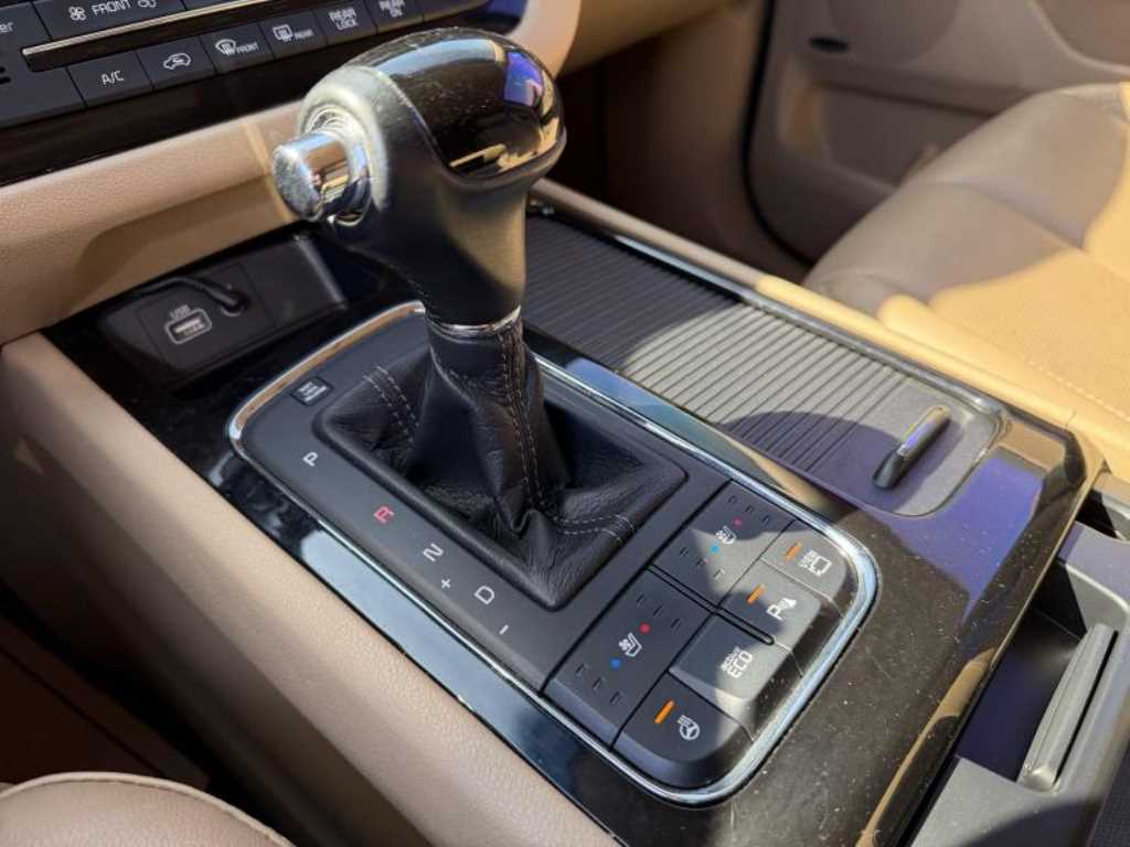 KIA Carnival 2016 - Importación desde Corea - HF Imports Iquique - Foto 13