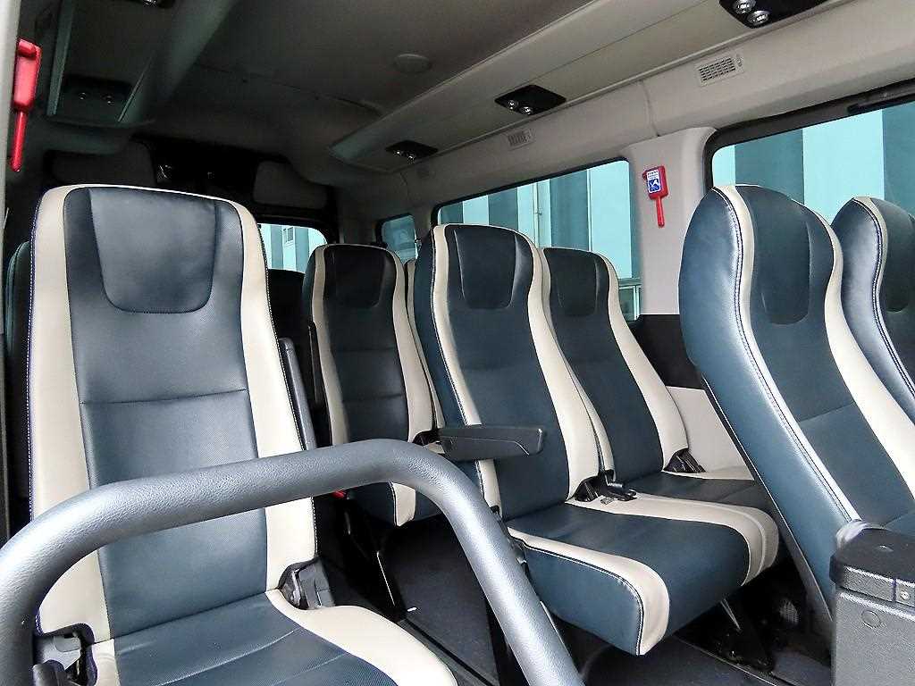 HYUNDAI Solati - Vista 7