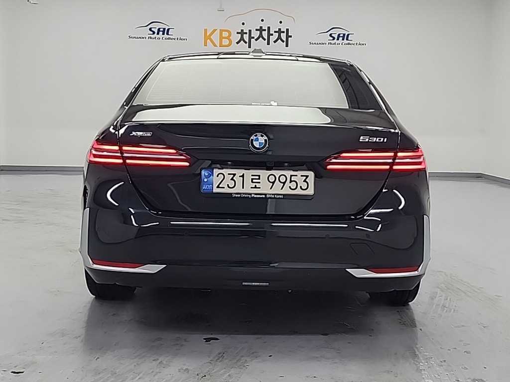 BMW 5 Series - Vista 3