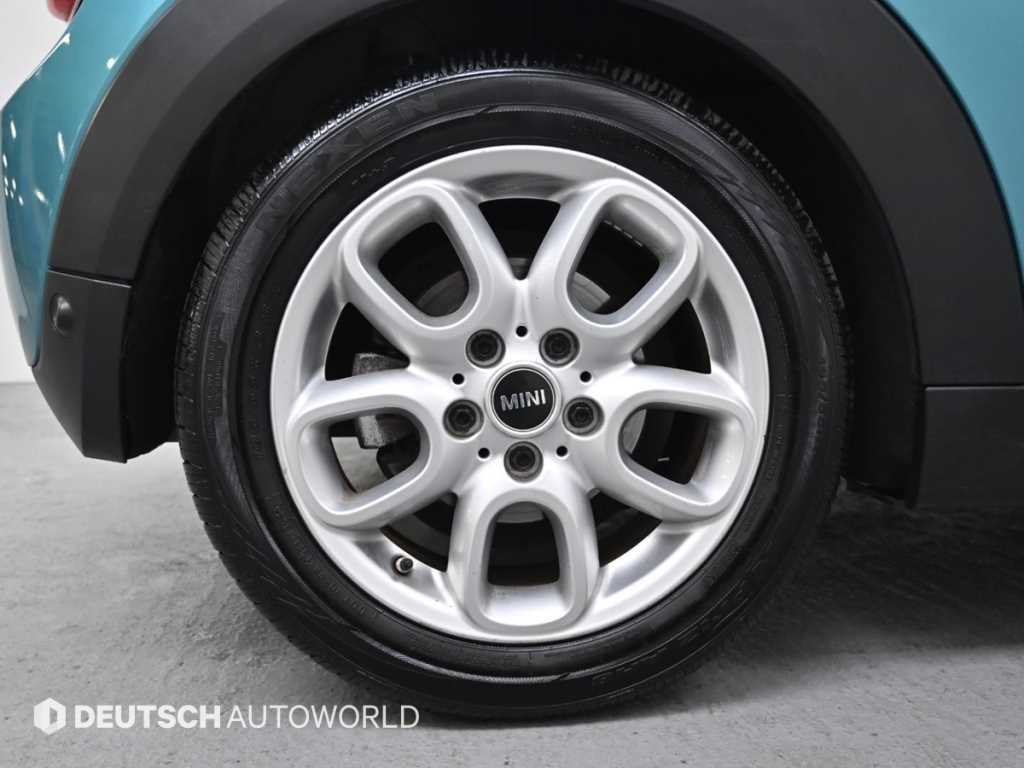 Mini Cooper Convertible - Vista 5