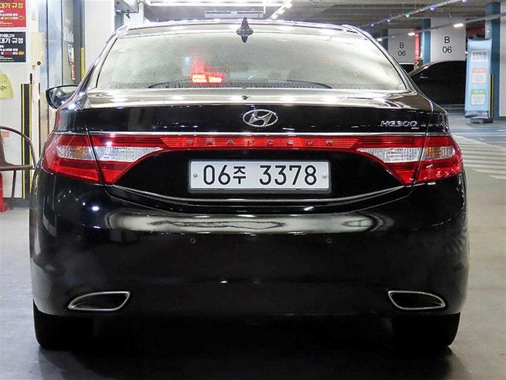 HYUNDAI Grandeur - Vista 5