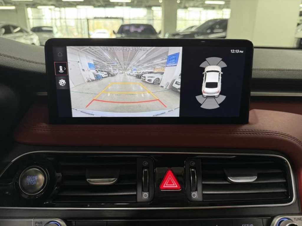 Genesis G70 - Vista 12