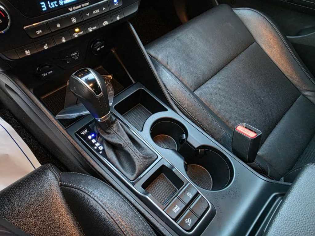 HYUNDAI Tucson 2018 Plateado - Importación desde Corea - HF Imports Iquique - Foto 13