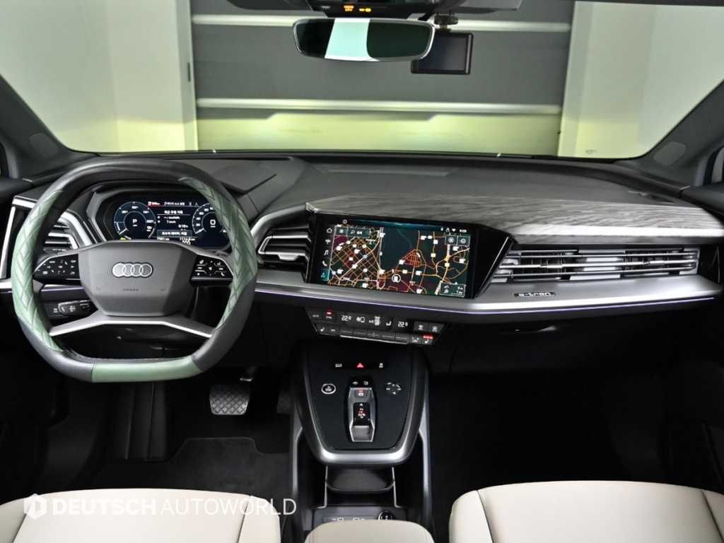 Audi Q4 - Vista 7