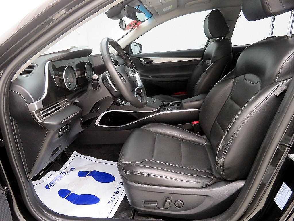 HYUNDAI Grandeur - Vista 6