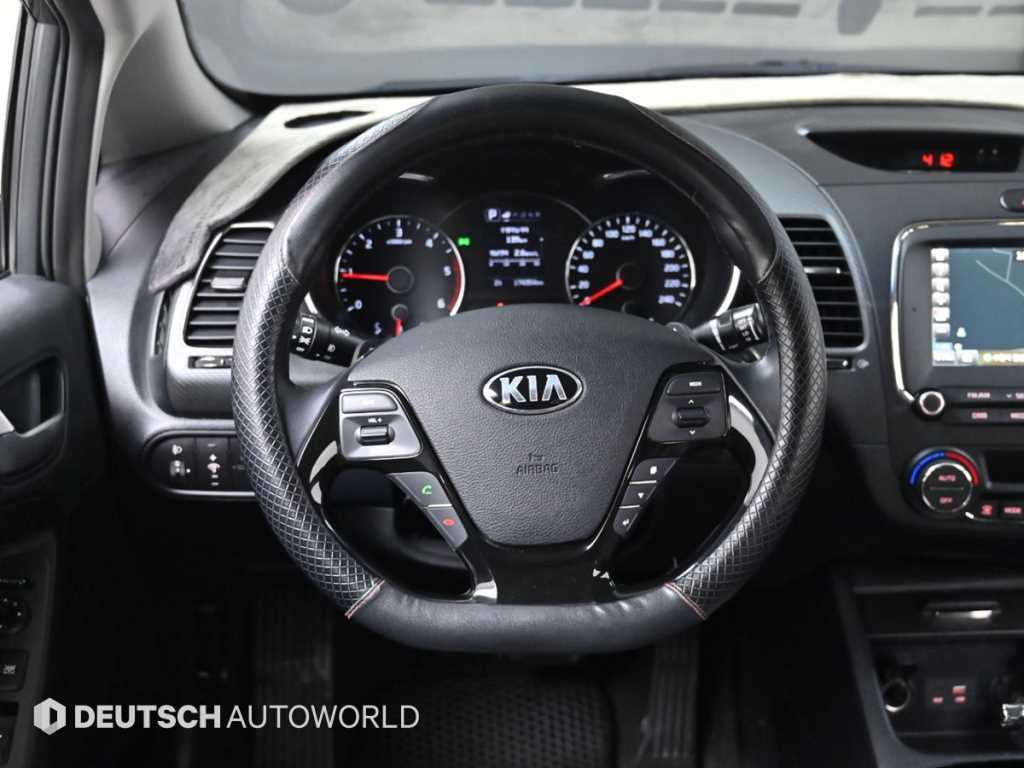 KIA K3 2016 Gris - Importación desde Corea - HF Imports Iquique - Foto 13