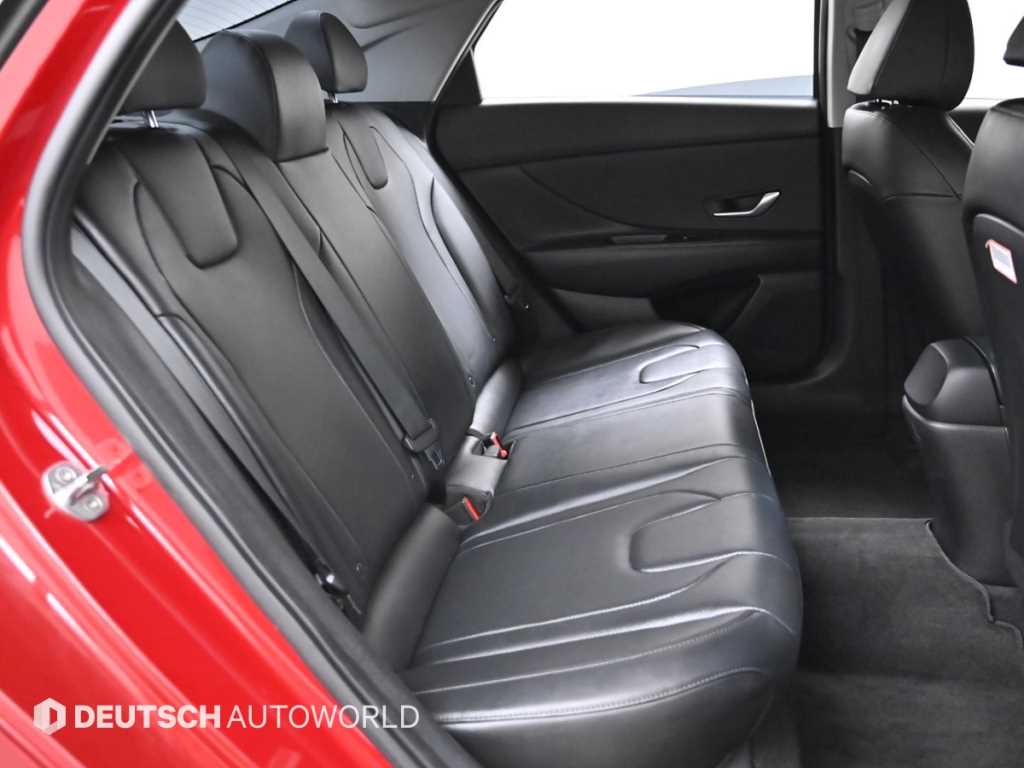 HYUNDAI Avante - Vista 12