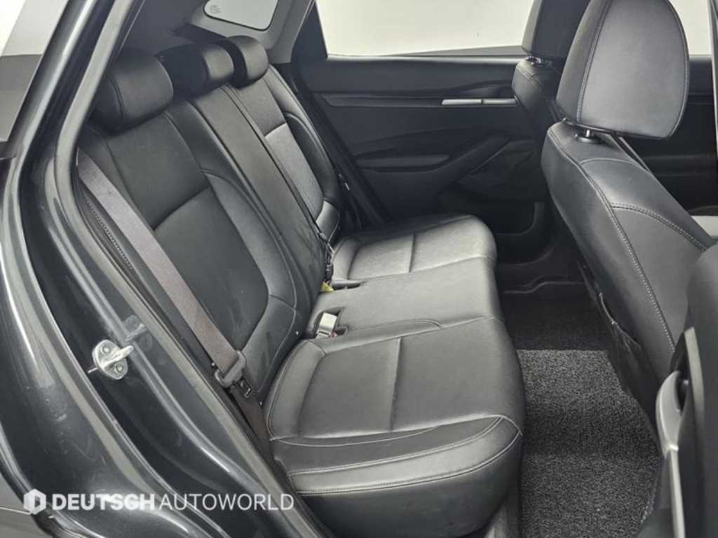 KIA Seltos - Vista 12