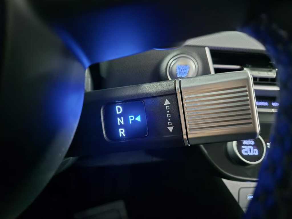 HYUNDAI Sonata - Vista 9