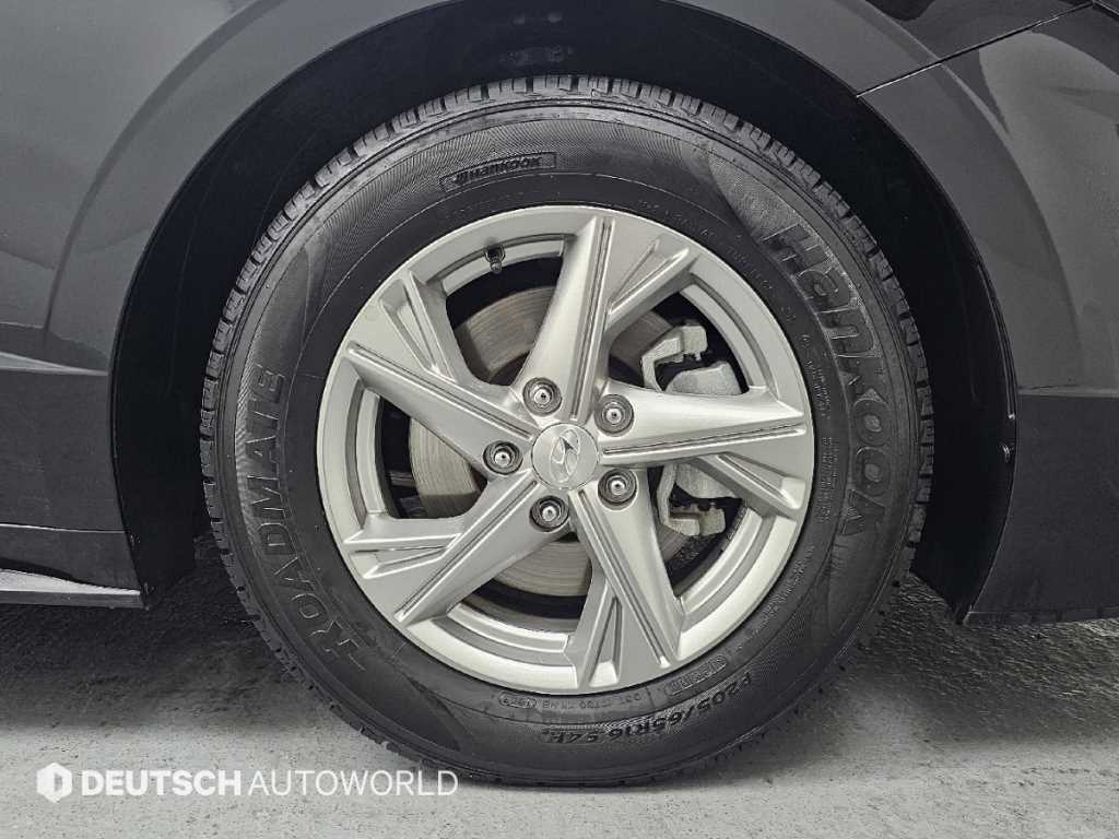 HYUNDAI Sonata - Vista 5